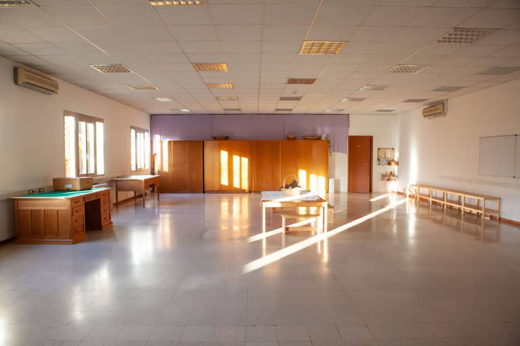 Interni dell’associazione per attività di educazione parentale secondo il metodo Steiner